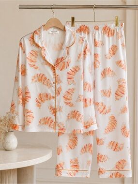 SHESHOW Satin Cat Print Pajama Set NWT Size Small Long Sleeve Button Lounge